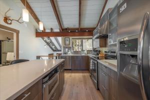 Indian Hills 6021 townhouse