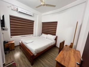 Ashtapadi Inn