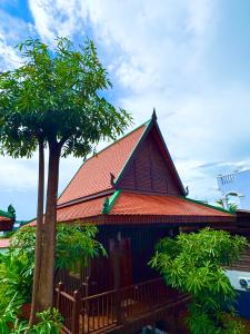 Sala Khmer - Living with Locals