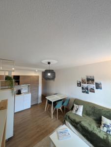 Ski aux pieds & randonnée balcon vue Pyrénées, Ax-3 Domaines #famille#couple