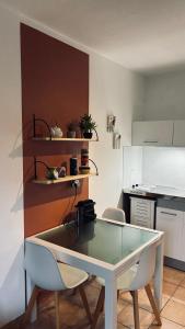 Studio Albatros en RDJ avec Terrasse, Parking privé, Piscine, proche Golf St Donat