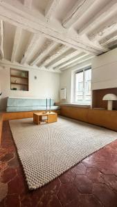 Peaceful flat in Central Paris