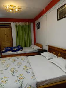 Bloomfield Farmhouse 2