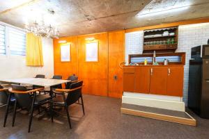 B Hongik Station,5 min 5 BR & 2Bath