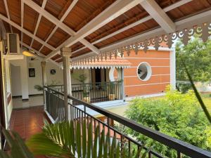 La Coromandel Luxury - TIE