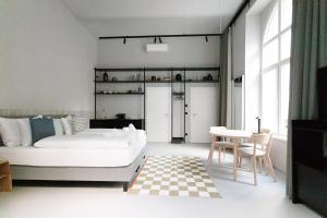 The Old Shops - Boutique Design Studios near Karlsplatz