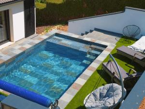 Modern Comfort for 6 Guests 3 Bedrooms Home near Colmar