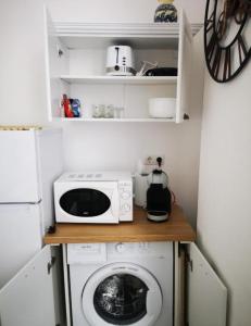 Weisz Room - City Center - Free Private Parking