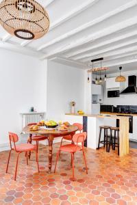 Bright 1BR Near Bastille & Marais - Paris Vacation Rental