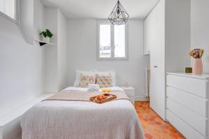 Bright 1BR Near Bastille & Marais - Paris Vacation Rental