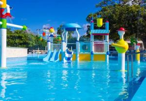 Laguna Park Apartments