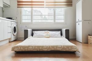 서울 홍대 야피게스트하우스2 홍대입구역6번출구 넓은공간 단독전체사용