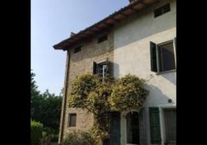 Ampia stanza nelle campagne parmensi