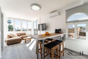 Alamos Beachfront Bliss Sea View Retreat