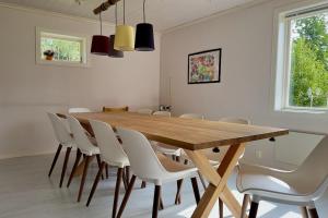 Idyllic Lake House in Sweden