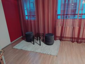 Chambre 20 m2 S de B et WC privés, Garage