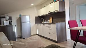 Apartment Orhidea in a peaceful setting near Umag