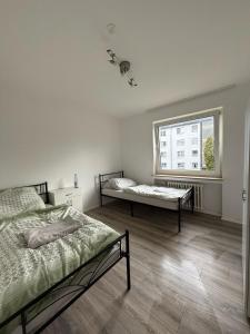 Monteurwohnung bei Köln,Düsseldorf WLAN, Parkplatz, Küche, Handtücher