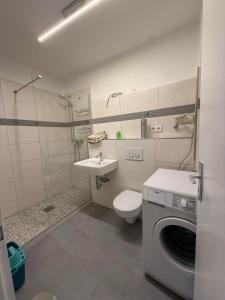 Monteurwohnung bei Köln,Düsseldorf WLAN, Parkplatz, Küche, Handtücher