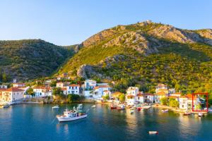 Sea Side Studio with Balcony and Sea View