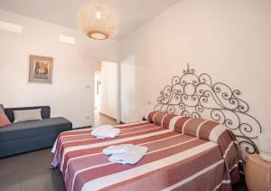 Norma House on the Rocks