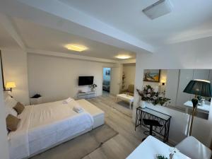 Wilson Garden view Tirana