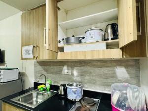 Shore 1br shortwalk mall of asia