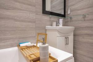 Stylish 1-Bed Luxury Retreat