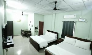 Seasonyard Homestead