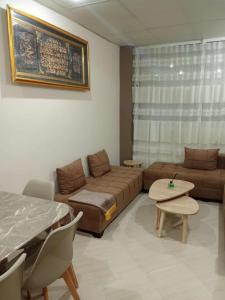 Very well located F1 studio