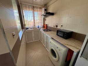 Very well located F1 studio