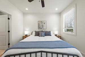 NEW River Ranch King Luxe Amenities Prime Location