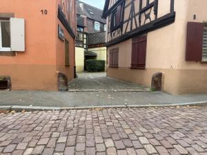 Le petit nid de cigogne