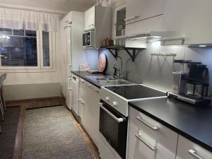 Three-bedroom apartment with sauna and hot tub