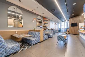Illovo Central Serviced Apartments