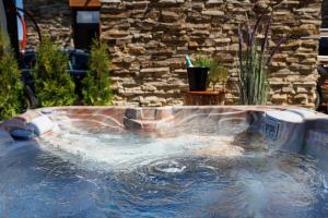 Hypnotic Thermal Villas with private SPA