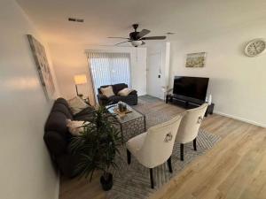 Entire Cozy Apartment Fully Renovated Modern Style