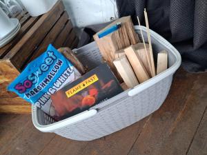 Secret Heated Dome, Hot Tub,Firepit Projector in Lincoln