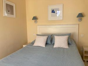 Les Sables-dOlonne - Vue Mer, Terrasse, Wifi Fibre & Piscine, à 2 pas de lOcéan - E101