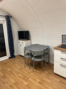 AfonCoed - A cozy, quiet stay by the river