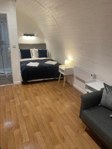 AfonCoed - A cozy, quiet stay by the river