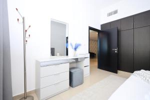 Plush - 1BR In Dubai Marina - 5 Mins walk to JBR Beach, Marina Walk & Metro