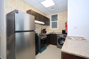Plush - 1BR In Dubai Marina - 5 Mins walk to JBR Beach, Marina Walk & Metro