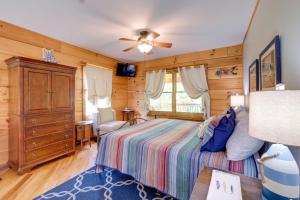 Lakewood Lodge Escape with Fire Pit