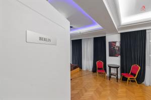 Stylish City Center Studios