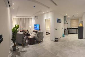 شقة فاخرة تقع في حي الملقا