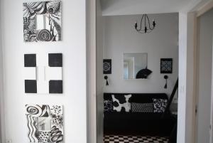 Moment Minimalist apartment near the most famous New York Café