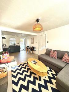 Palms 1 Log Burner Private Courtyard Parking Central Newquay