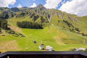 Standard Double Room with Balcony room in Wellnesshotel Engadin