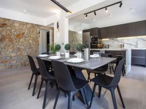 Luxurious Villa with private pool